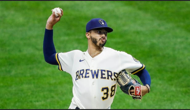 Milwaukee Brewers bringing back ball-in-glove logo in 2020 - Wausau Pilot &  Review